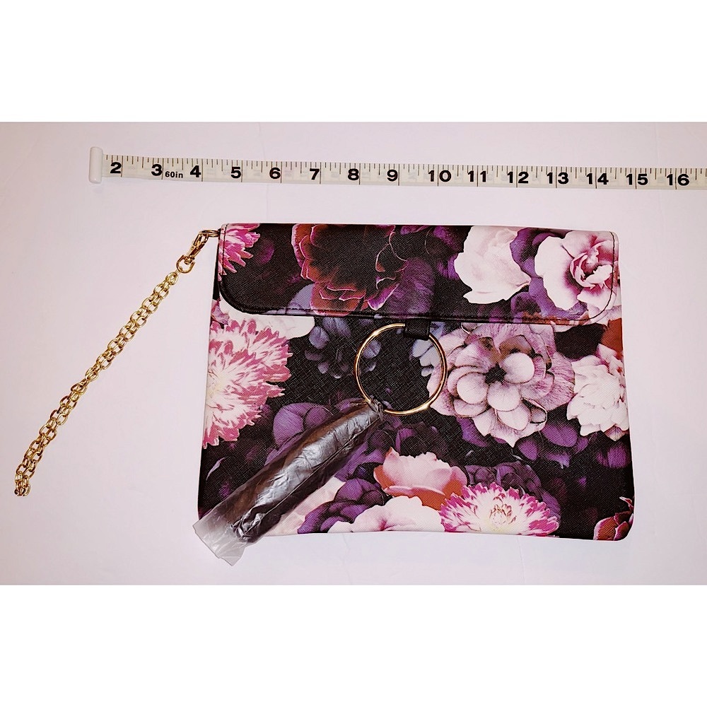 *NWOT* Floral clutch/wristlet